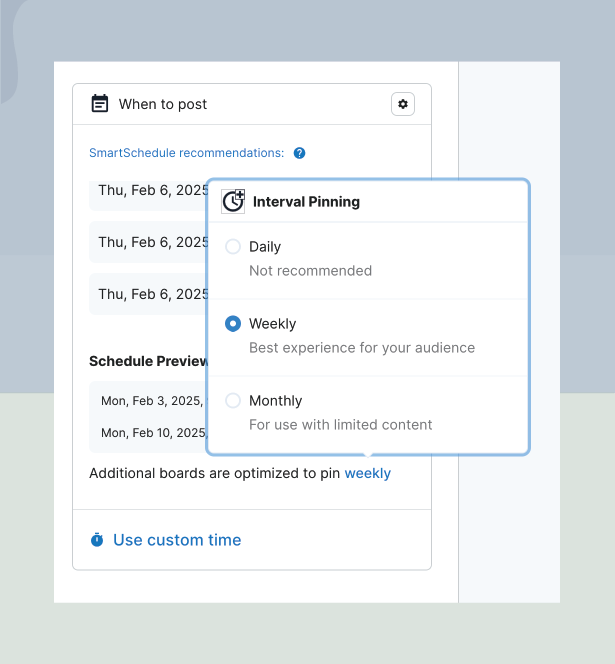 Interface showing a scheduling tool with options for interval pinning. Weekly posting is highlighted as best for audience engagement.